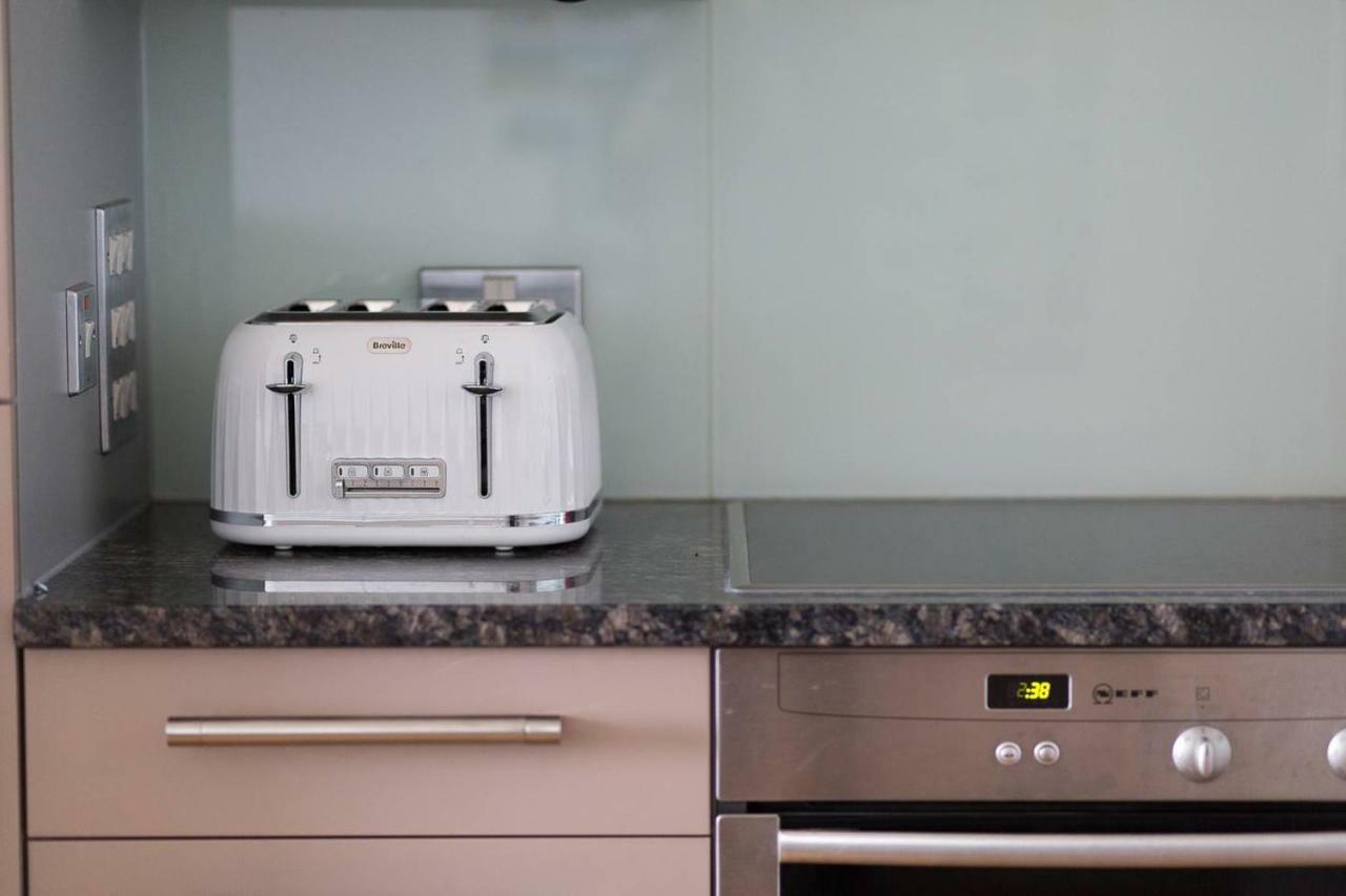 Modern 1 Bedroom Apartment In E1 With Great Views London Luaran gambar